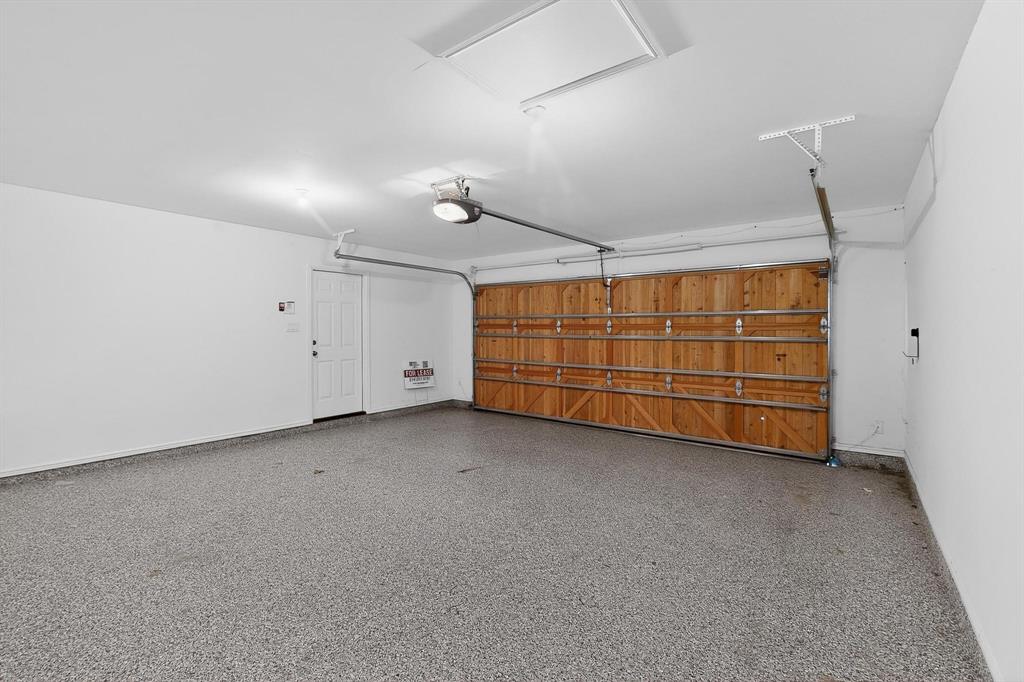 Enclave At Meadow Run, The - Residential Lease