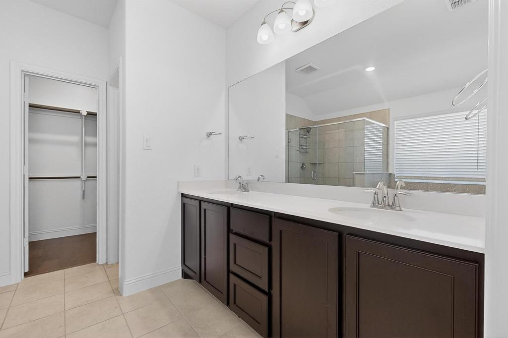 Enclave At Meadow Run, The - Residential Lease