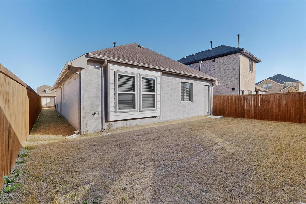 Enclave At Meadow Run, The - Residential Lease