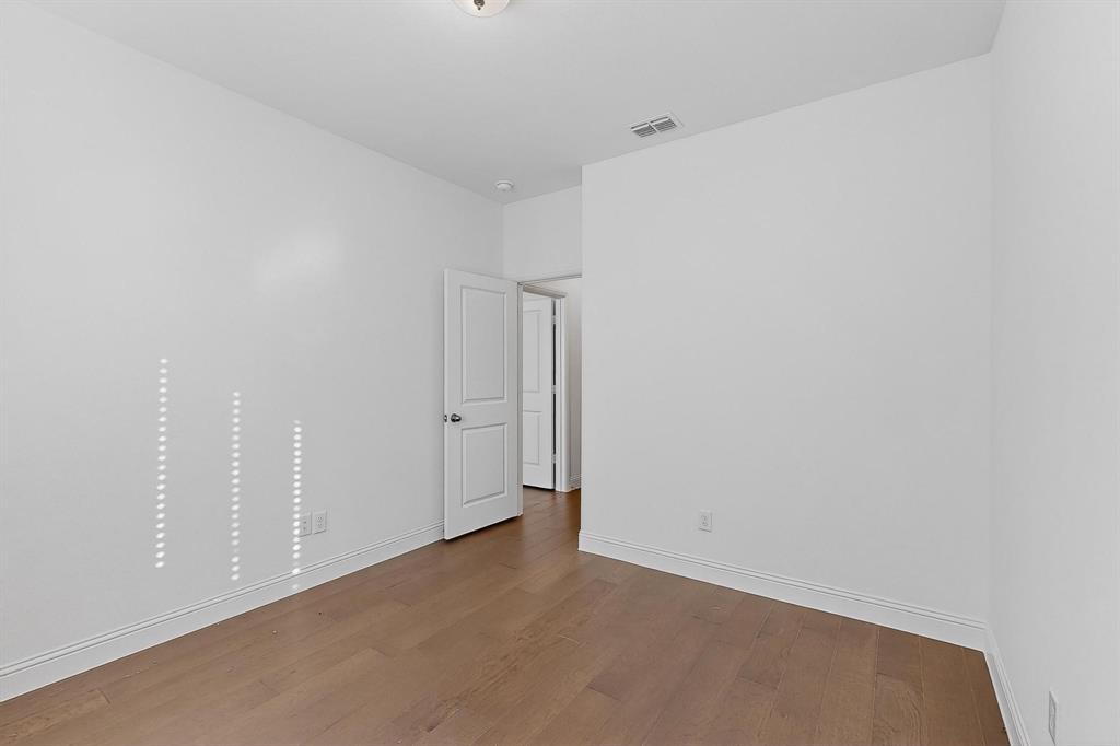 Enclave At Meadow Run, The - Residential Lease