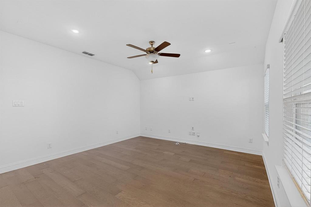 Enclave At Meadow Run, The - Residential Lease