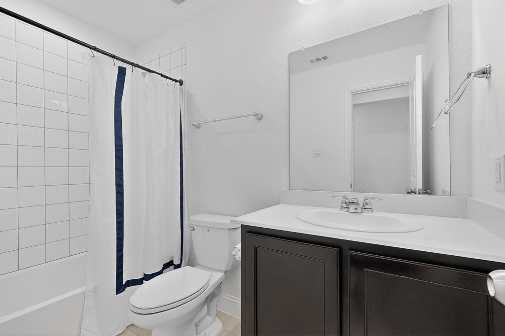 Enclave At Meadow Run, The - Residential Lease