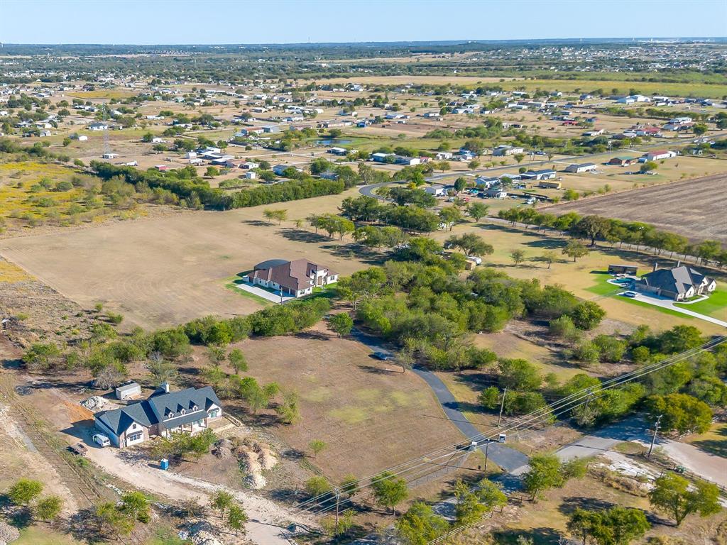 7836 County Road 915b
