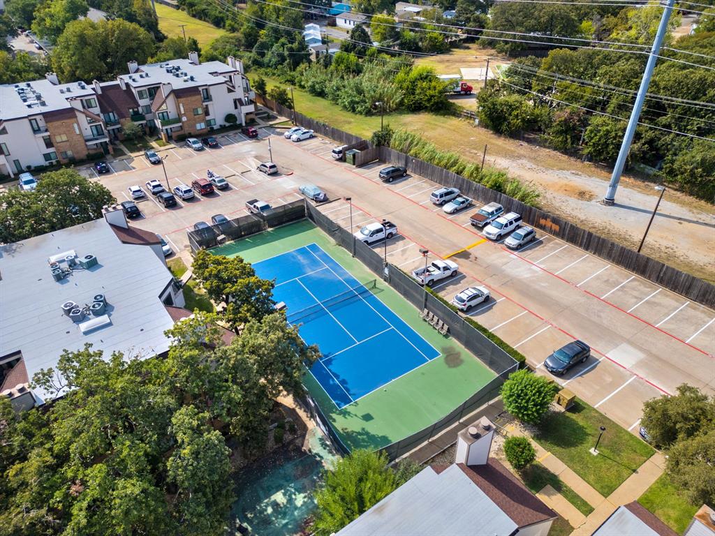 Arlington Oaks Condo - Residential Lease