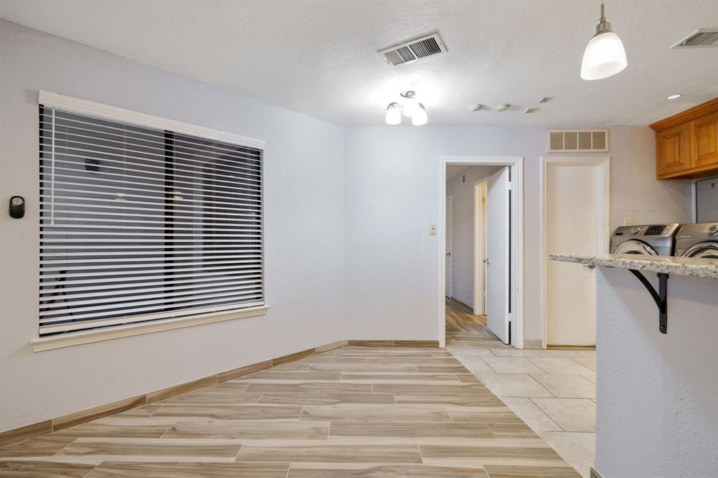 Arlington Oaks Condo - Residential Lease