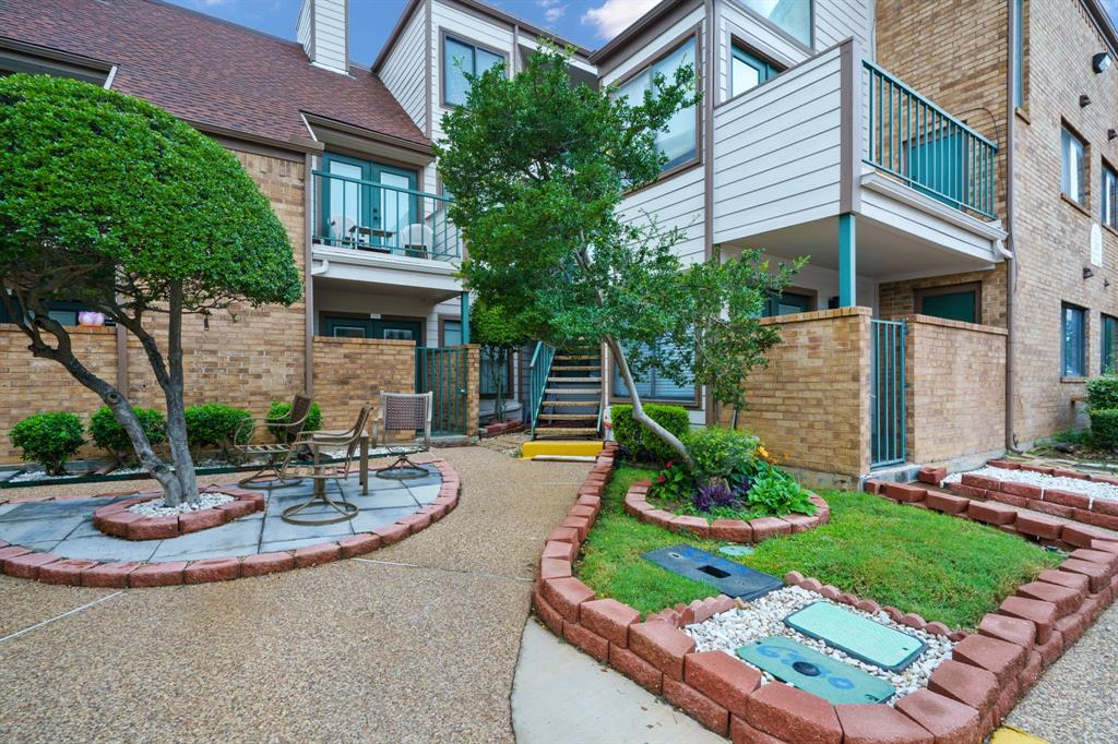 Arlington Oaks Condo - Residential Lease