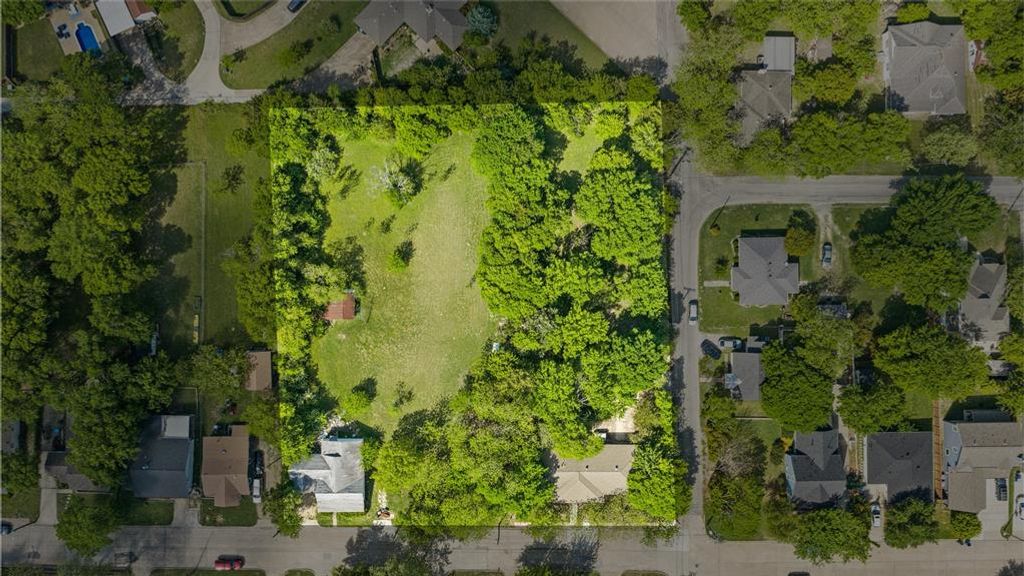 Photo of 807 &amp; 815 N Alamo Road, Rockwall, TX 75087 (MLS # 21240833)