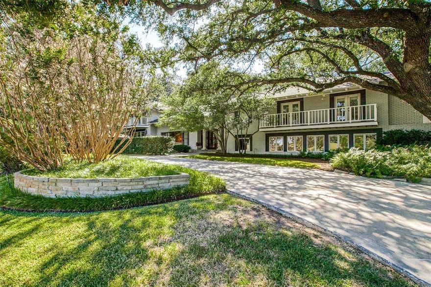 Have you ever dreamed of living in a resort next to White Rock Lake? If so, here is your dream come true, for this over 7500 square foot home has every resort amenity one could imagine and then some. Set across from White Rock Lake Park, this one-acre estate property has amazing park views, majestic Live Oaks and a cool mid-century vibe that looks like the perfect setting for a classic Rock Hudson, Doris Day 1960s romantic comedy! This light filled home enjoys views, to the front, of acres of parkland and, to the rear, of a private backyard paradise, providing an exceptional 365-day living experience few estates (or resorts) can boast of.