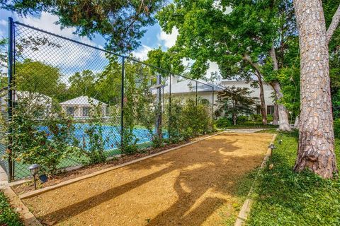 Tiny photo for 9520 Hathaway Street, Dallas, TX 75220 (MLS # 21077216)