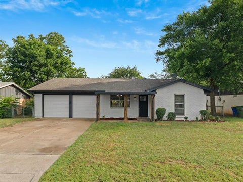 Photo of 5925 Hanson Drive, Watauga, TX 76148 (MLS # 21280507)