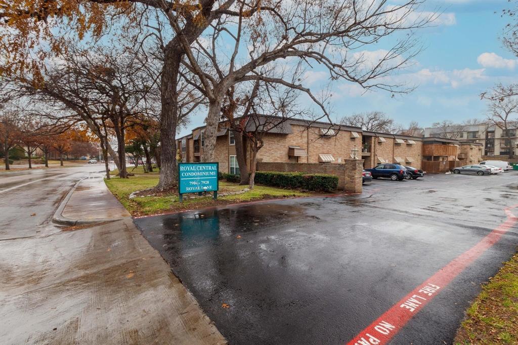 Royal Central Condos - Residential