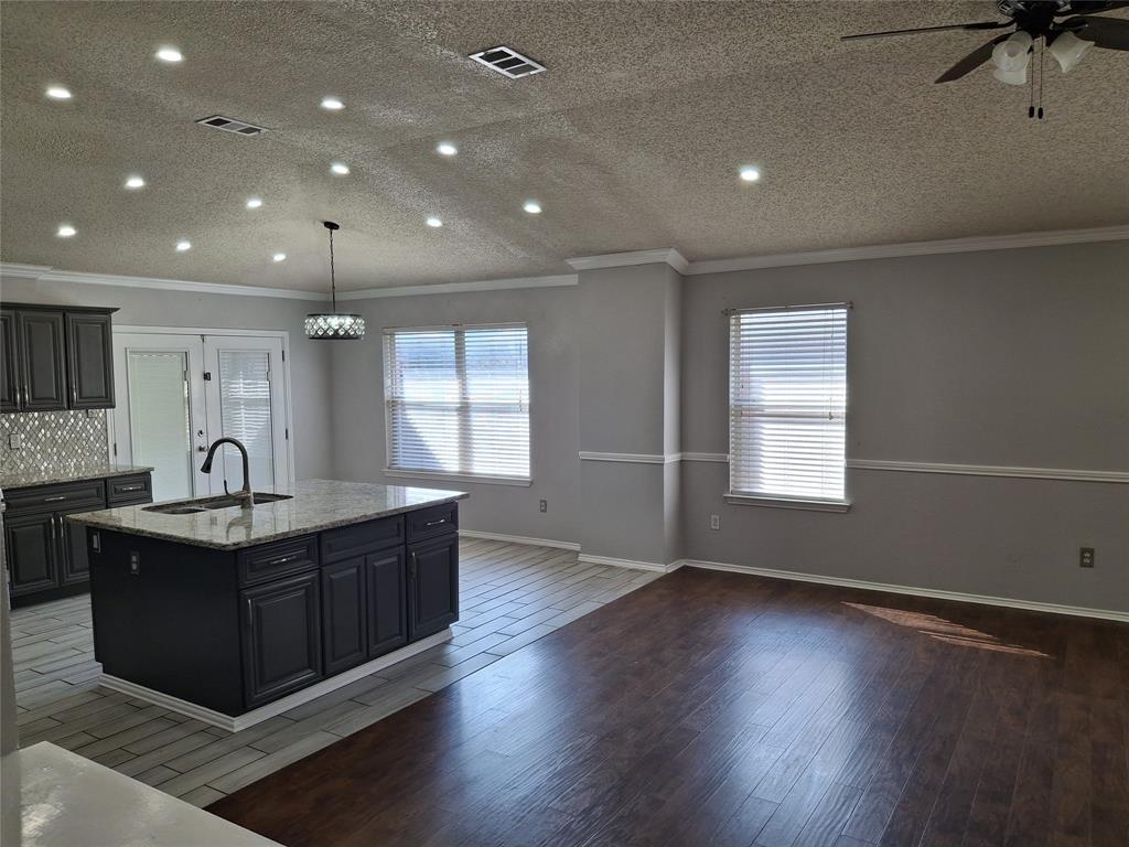6732 Cedar View Trail