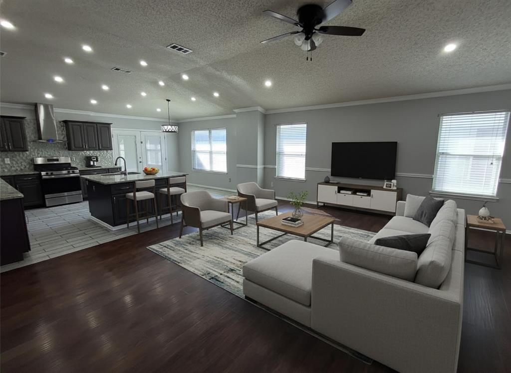 6732 Cedar View Trail