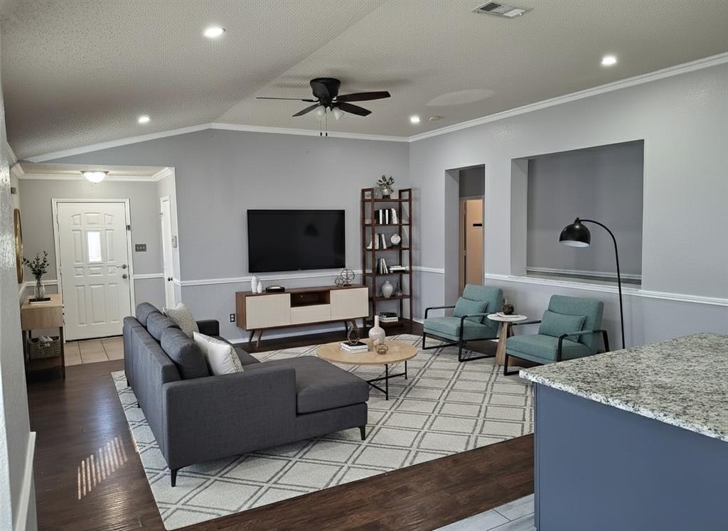 6732 Cedar View Trail