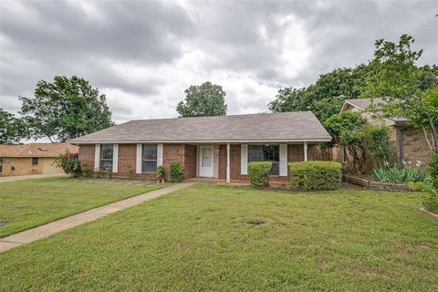 2408 Cherry Lane Corinth TX 76210