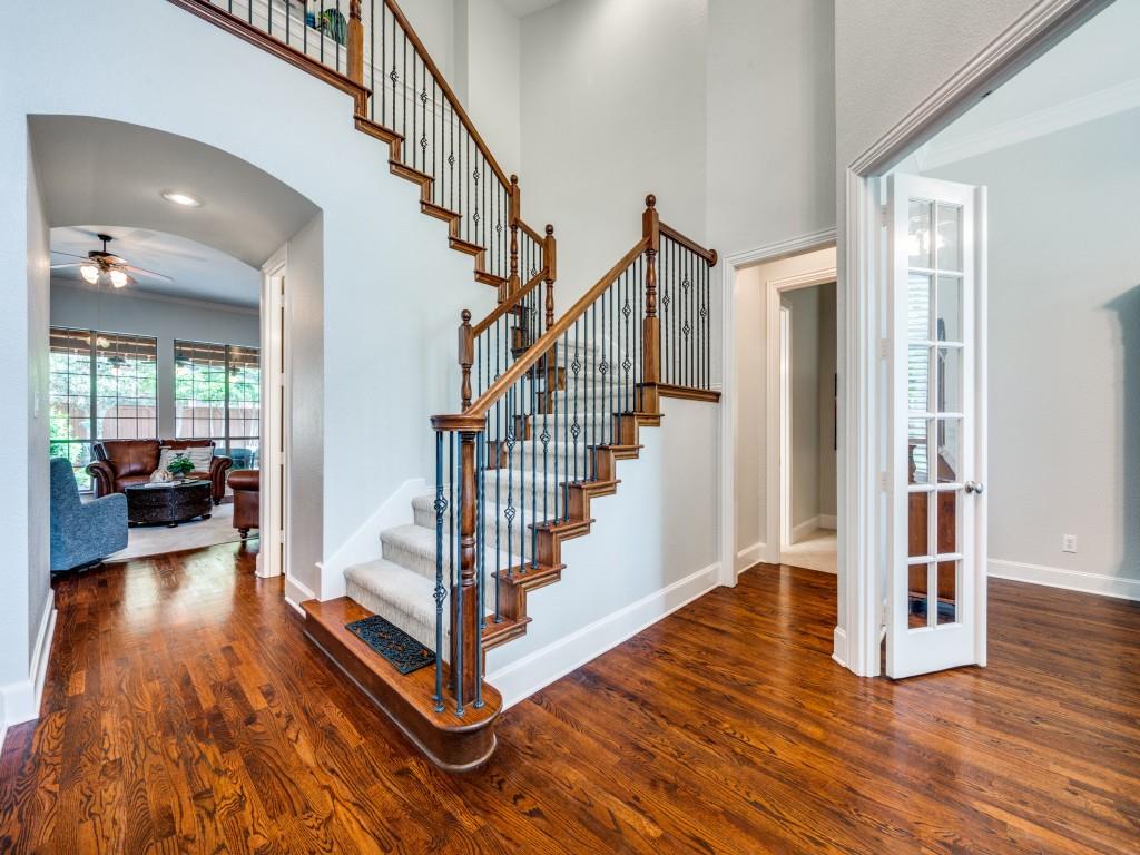 1240 Sunland Park Drive