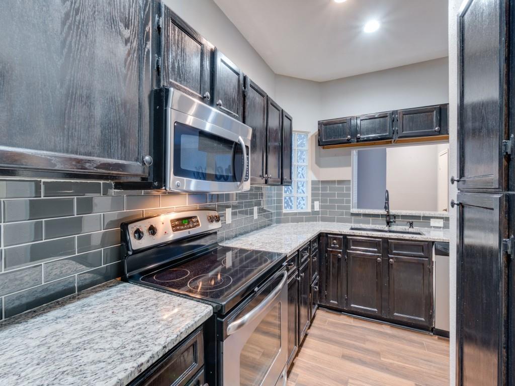 Cole Ave Condos - Residential