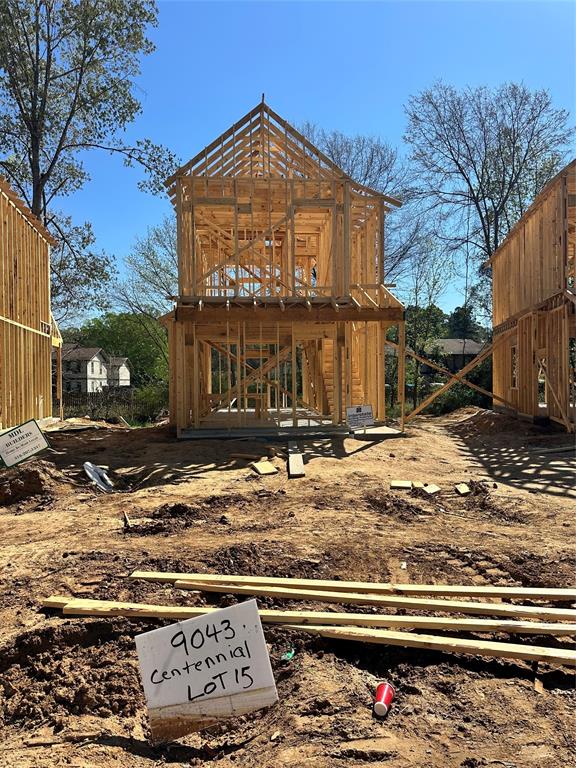 Hillcreek Homes - Residential