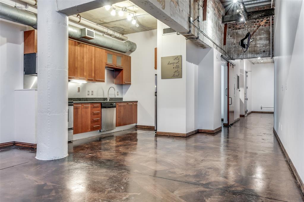 Soco Urban Loft Condo - Residential Lease