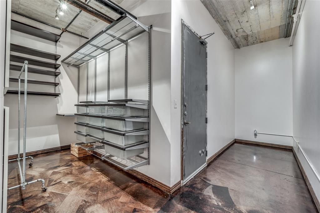 Soco Urban Loft Condo - Residential Lease