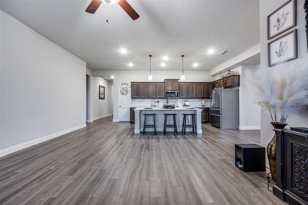 Woodridge Estates Ph - Residential