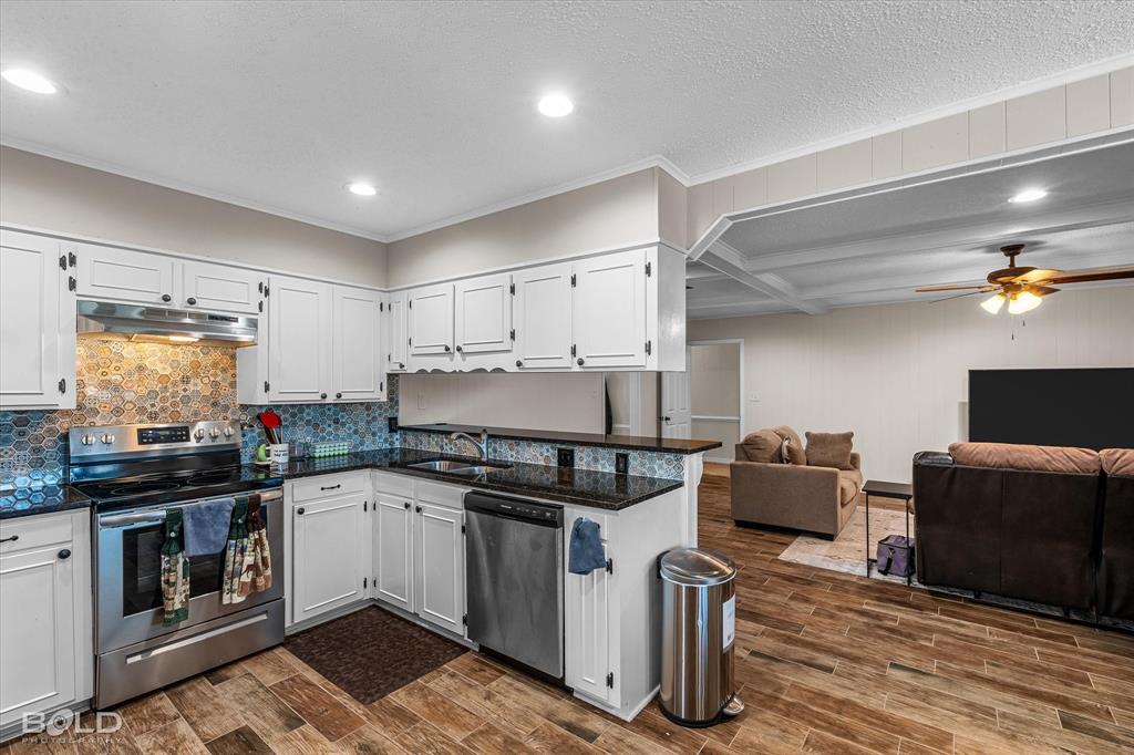 Bossier City, Louisiana 71112, United States, 4 Bedrooms Bedrooms, ,2 BathroomsBathrooms,Residential,Active,209272