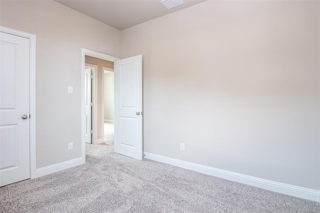 Venetian At Weston, Ph 1 - Residential Lease