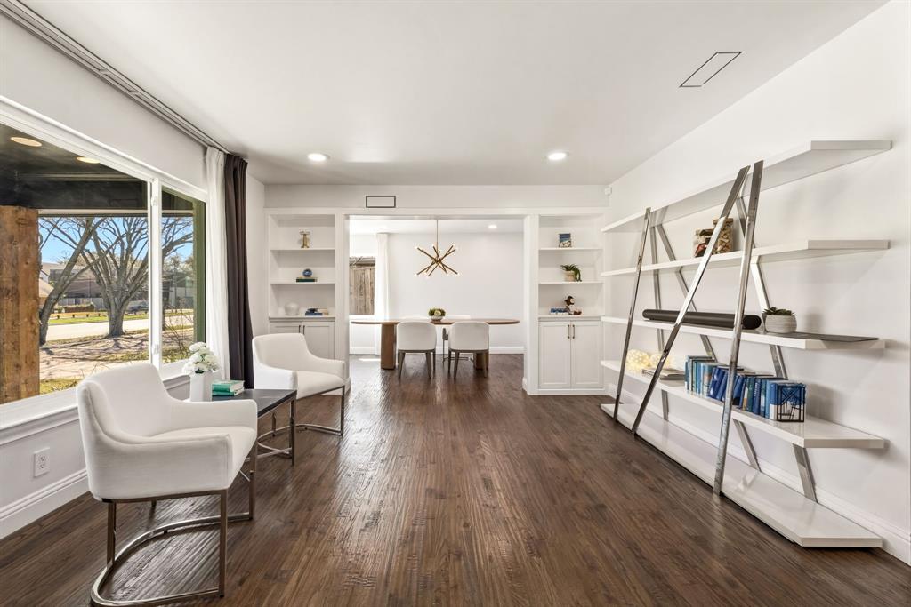 7127 E Mockingbird Lane