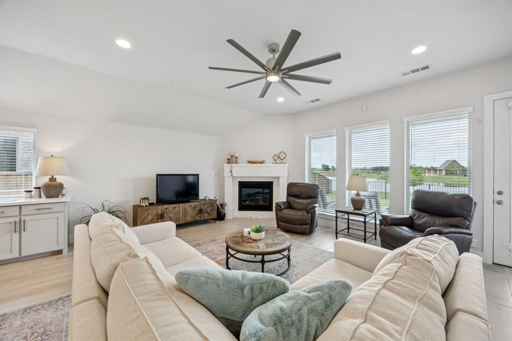 Devonshire - Residential