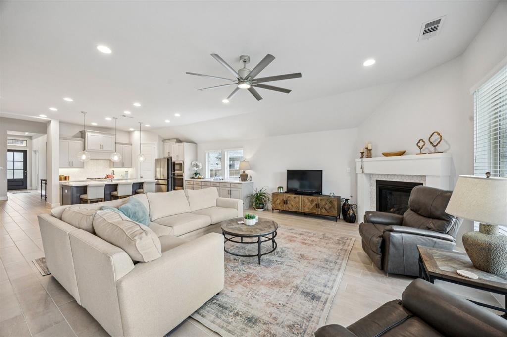 Devonshire - Residential