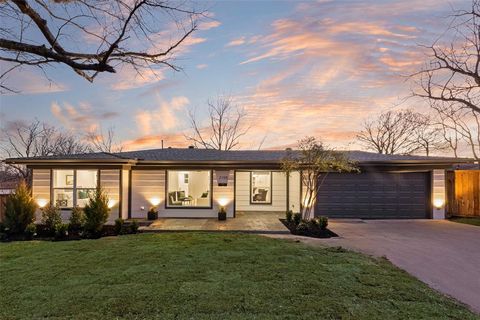 Photo of 3155 Chamness Court, Haltom City, TX 76117 (MLS # 21194328)