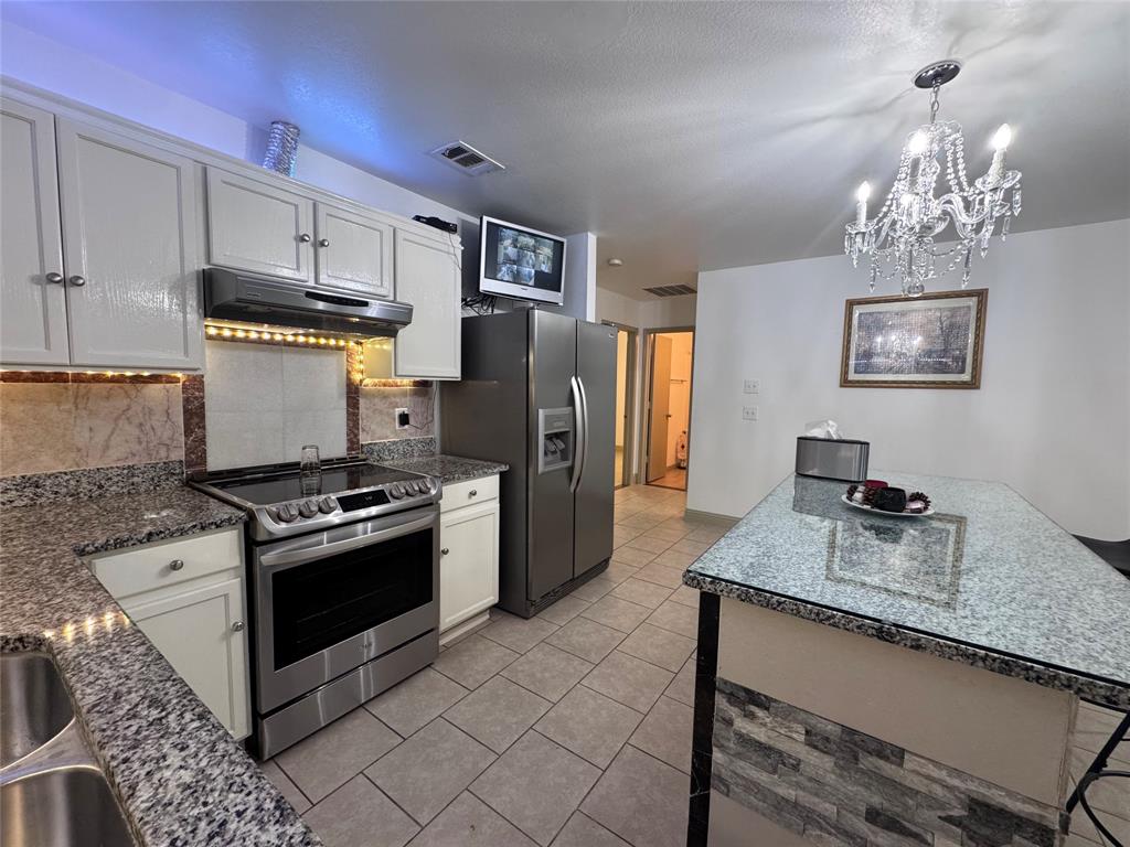 3205 Saint Monica Drive