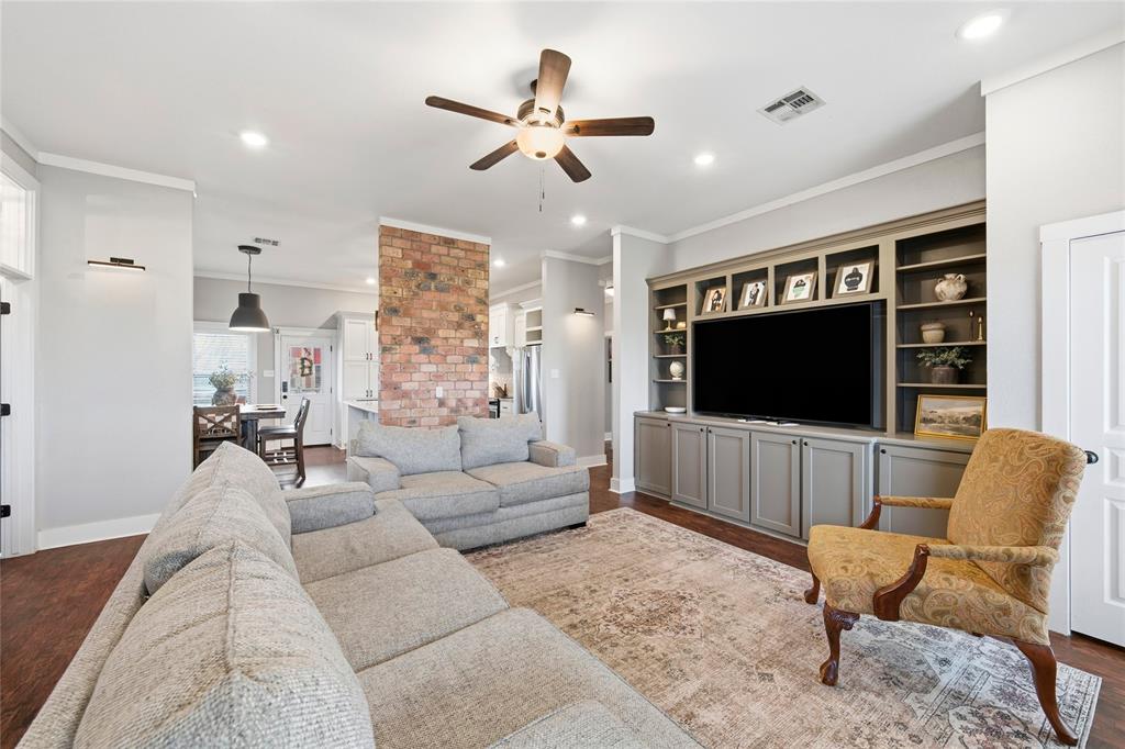 North Windsor Add - Residential