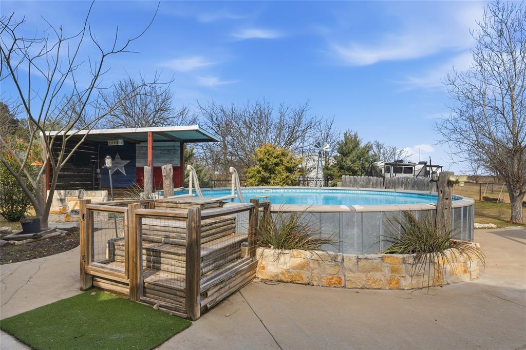 North Windsor Add - Residential