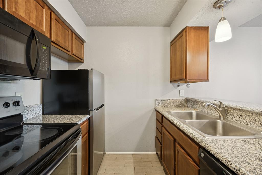 Munger Place Condo - Residential