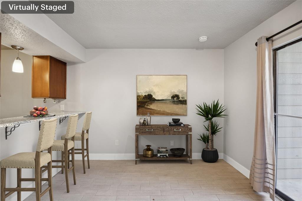 Munger Place Condo - Residential