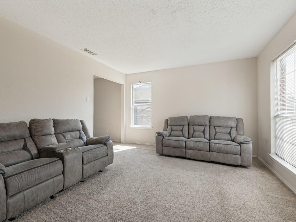 815 Greenridge Drive