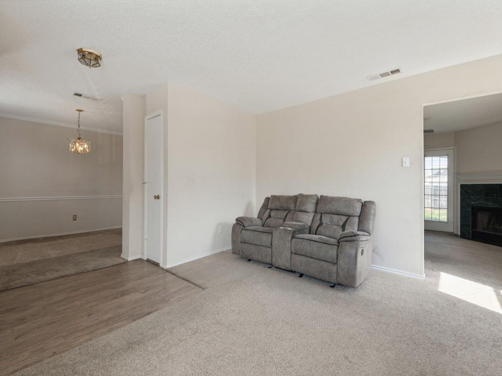815 Greenridge Drive