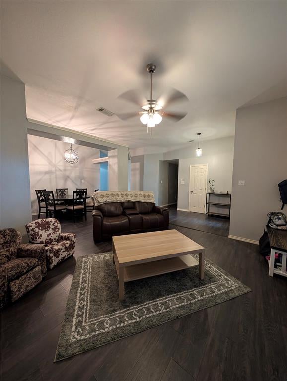 127 Pecan Grove