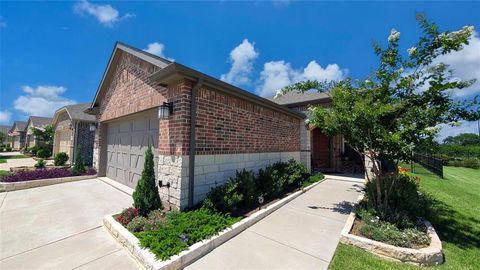 Photo of 945 Hidden Eddy Drive, McKinney, TX 75071 (MLS # 21323634)