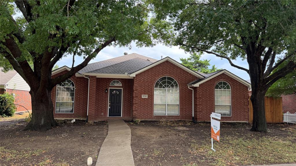 2718 High Pointe Boulevard
