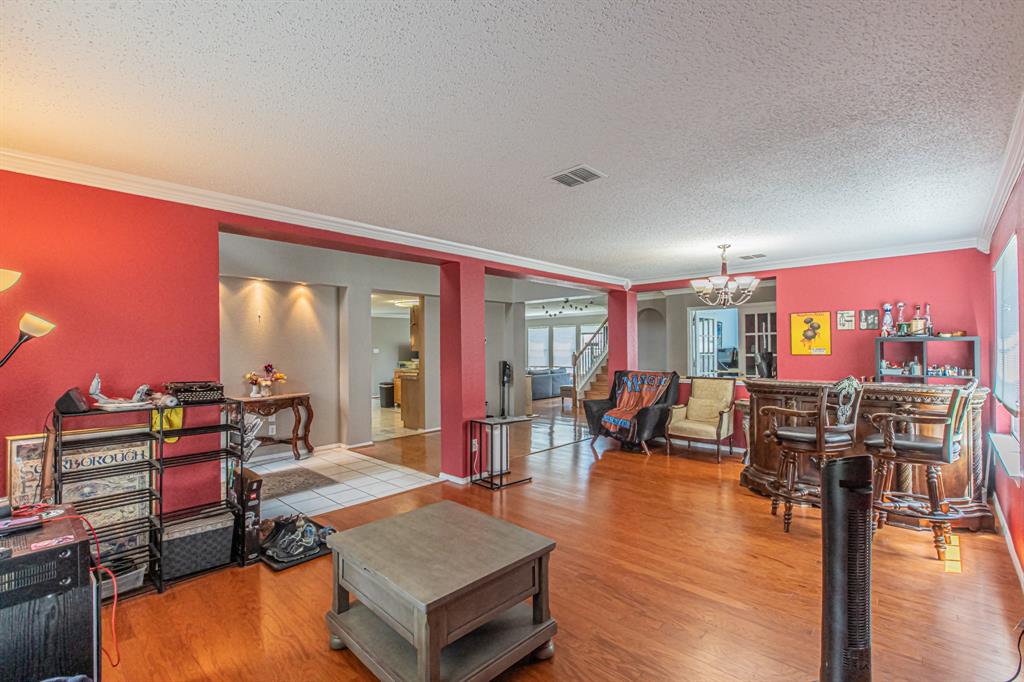 300 Creek Point Lane