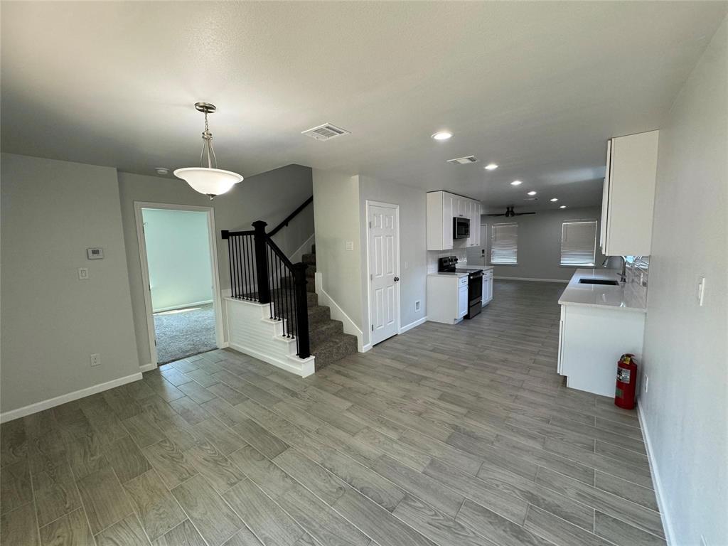 Canyon Creek - Residential Lease