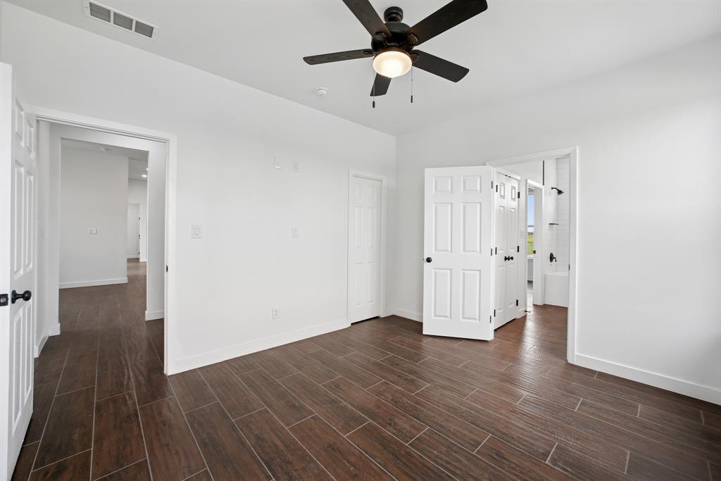 Acres on Nolan River - Residential