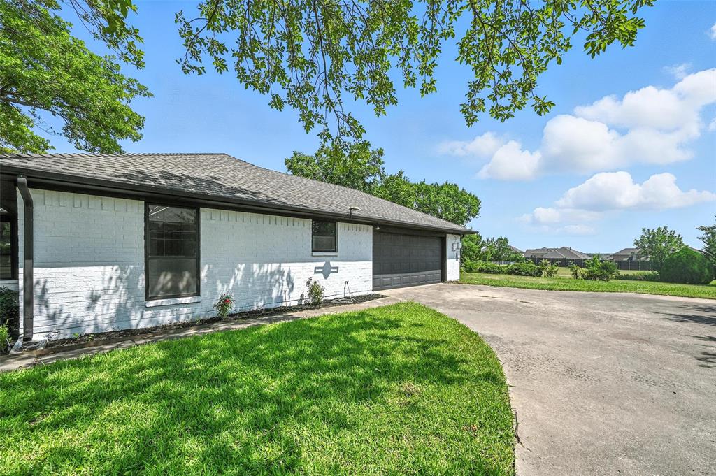 3309 Larkin Lane