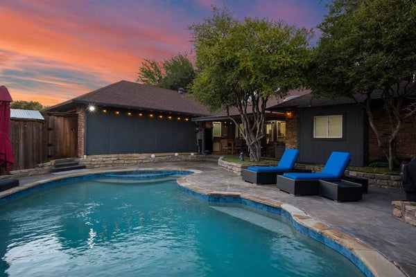 2210 TIMBERWOOD, CARROLLTON, TX 75006 - Image c5fbc8710e5e5b20aeedee13ab5533cd/2413483642