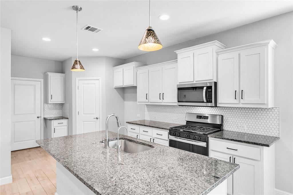 Vann Tr - Residential Lease