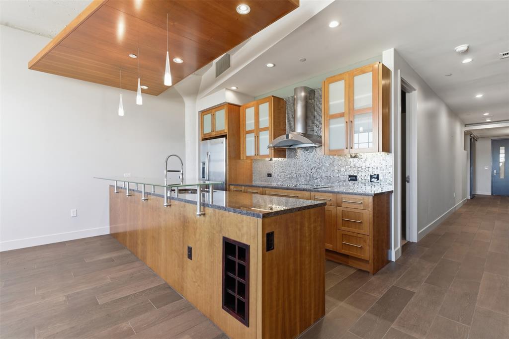 One Montgomery Plaza Residence Condo - Residential