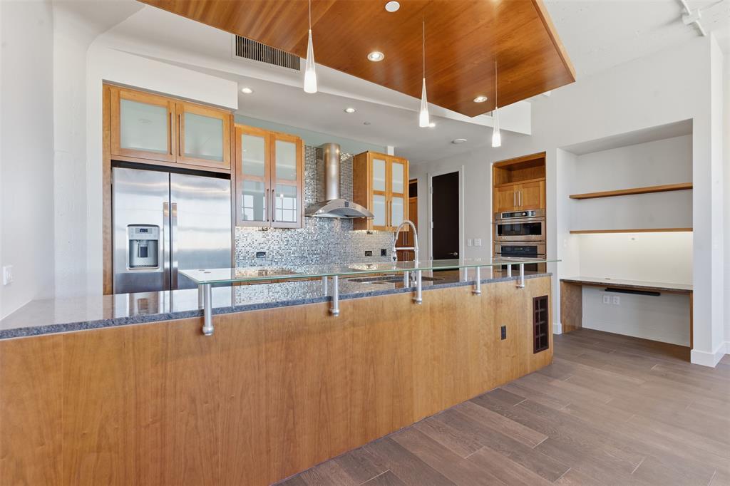 One Montgomery Plaza Residence Condo - Residential