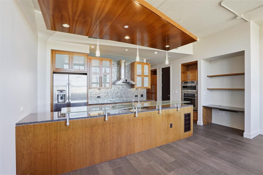 One Montgomery Plaza Residence Condo - Residential